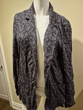 Aritzia‎ Talula Floppy Blazer Women Size 8 Black Open Front Lightweight Jacket